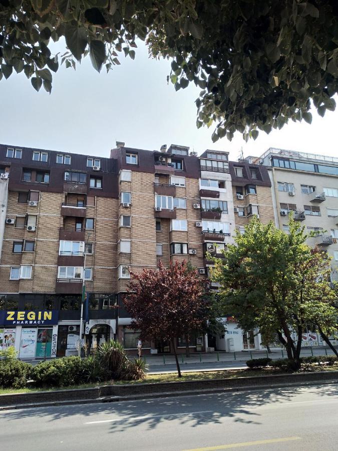 Skopje City Center Red Apartment Exteriér fotografie